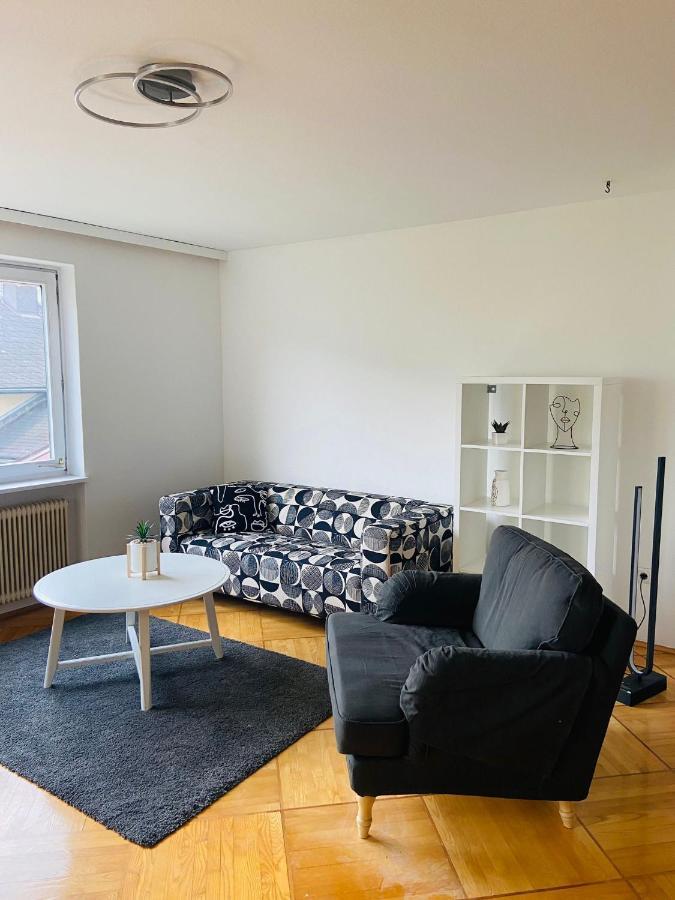 Zentrale Wohnung Gmunden Alte Baeckerei ภายนอก รูปภาพ