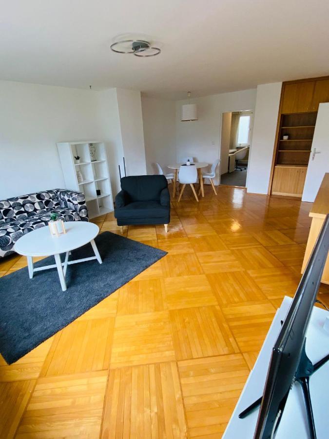 Zentrale Wohnung Gmunden Alte Baeckerei ภายนอก รูปภาพ