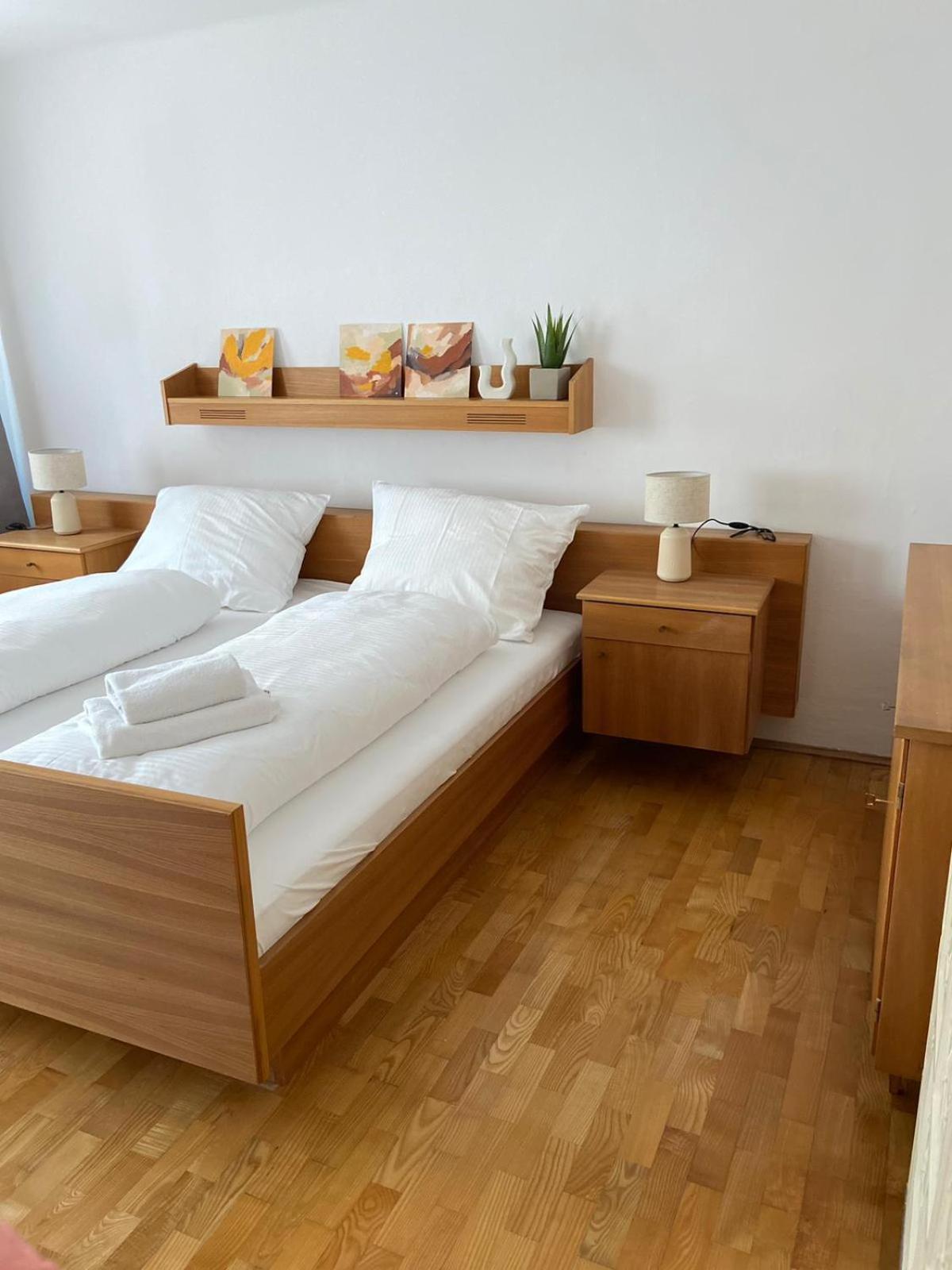Zentrale Wohnung Gmunden Alte Baeckerei ภายนอก รูปภาพ