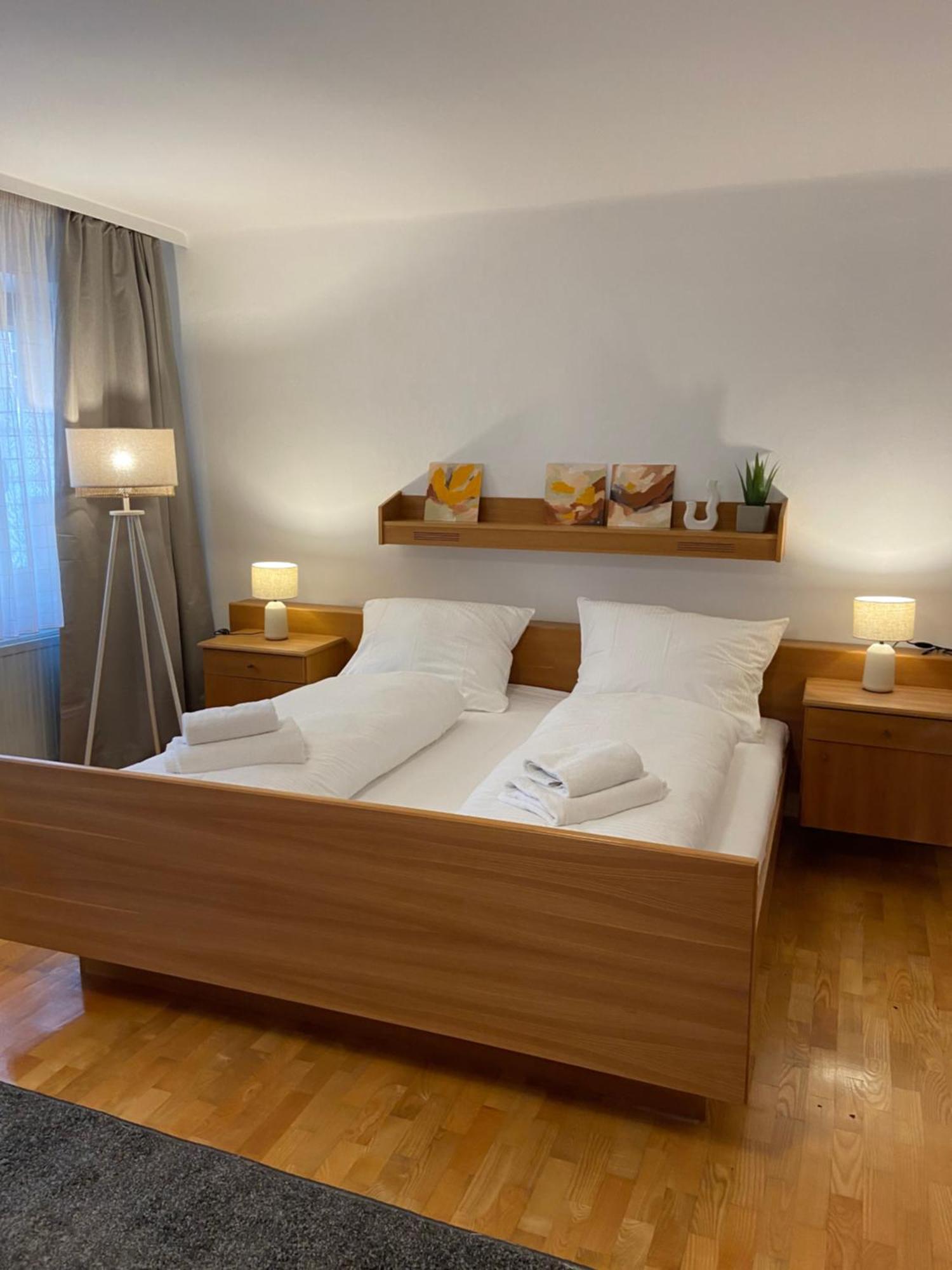 Zentrale Wohnung Gmunden Alte Baeckerei ภายนอก รูปภาพ