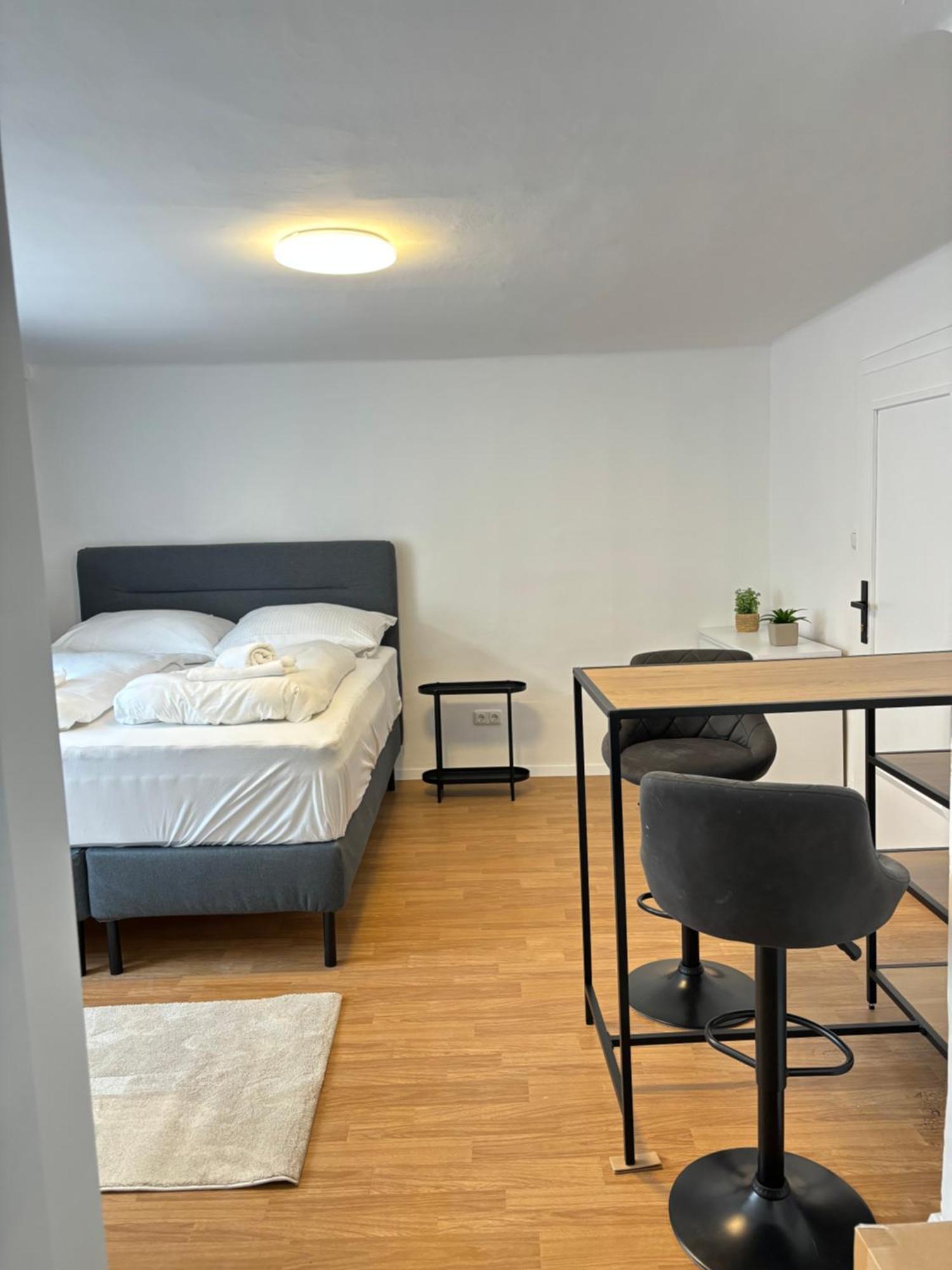 Zentrale Wohnung Gmunden Alte Baeckerei ภายนอก รูปภาพ
