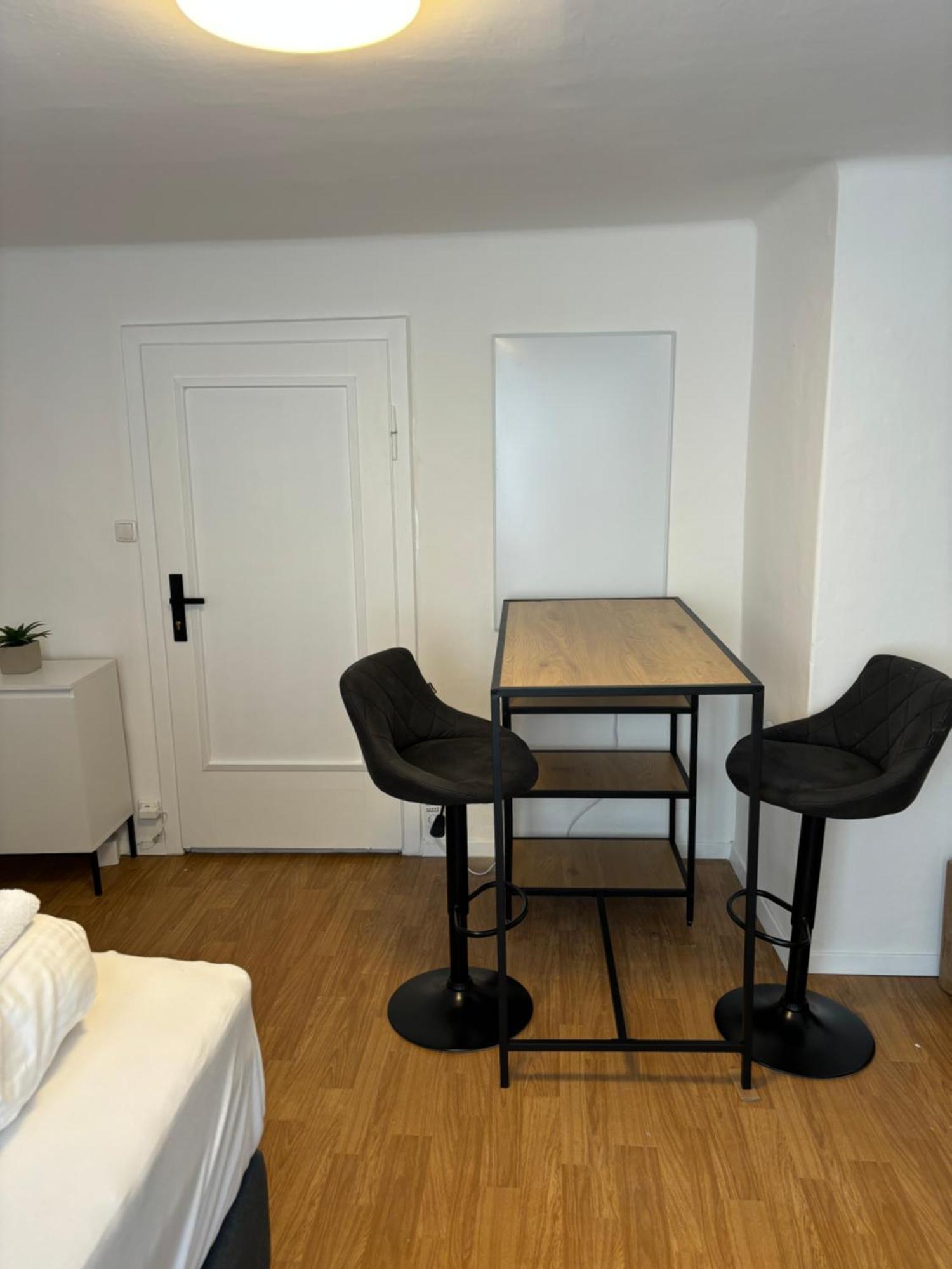 Zentrale Wohnung Gmunden Alte Baeckerei ภายนอก รูปภาพ